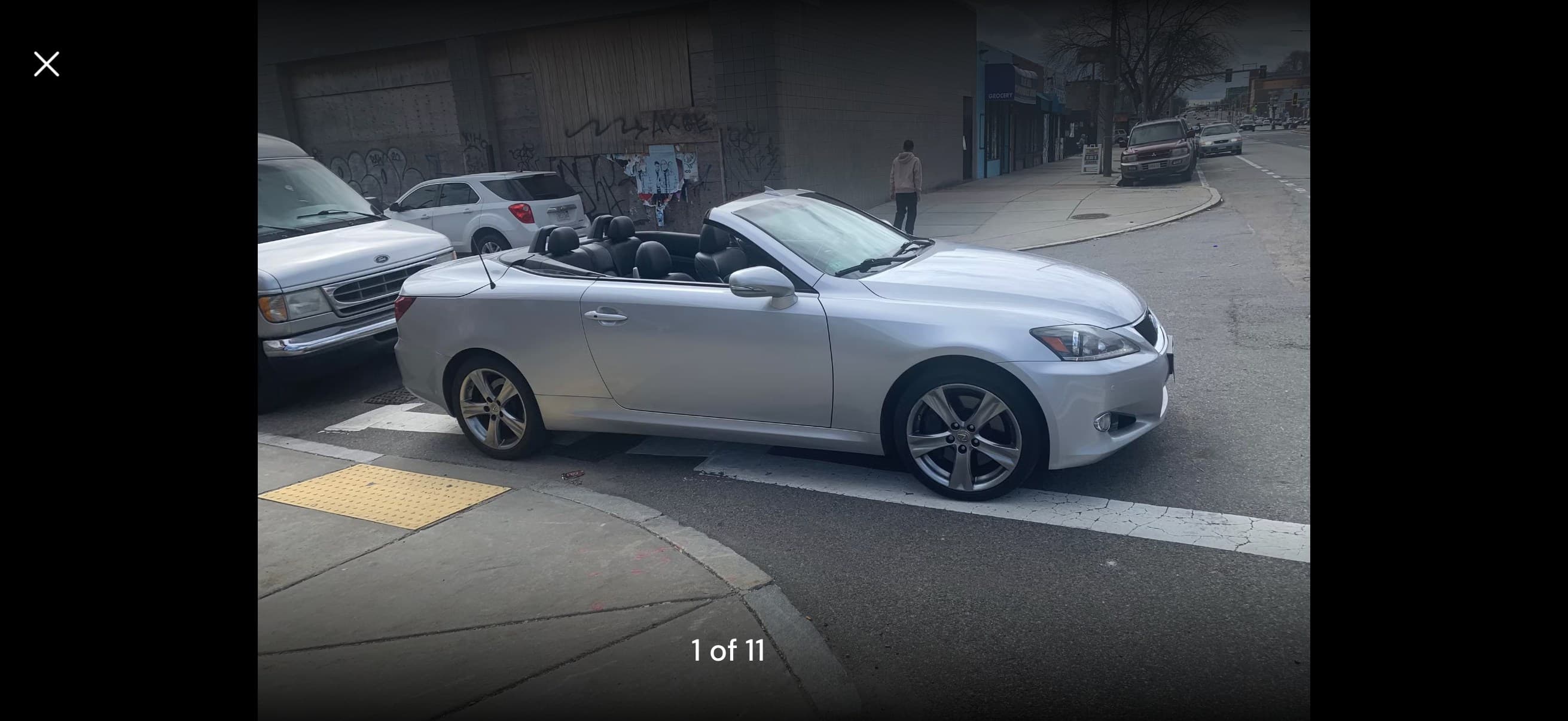Lexus IS